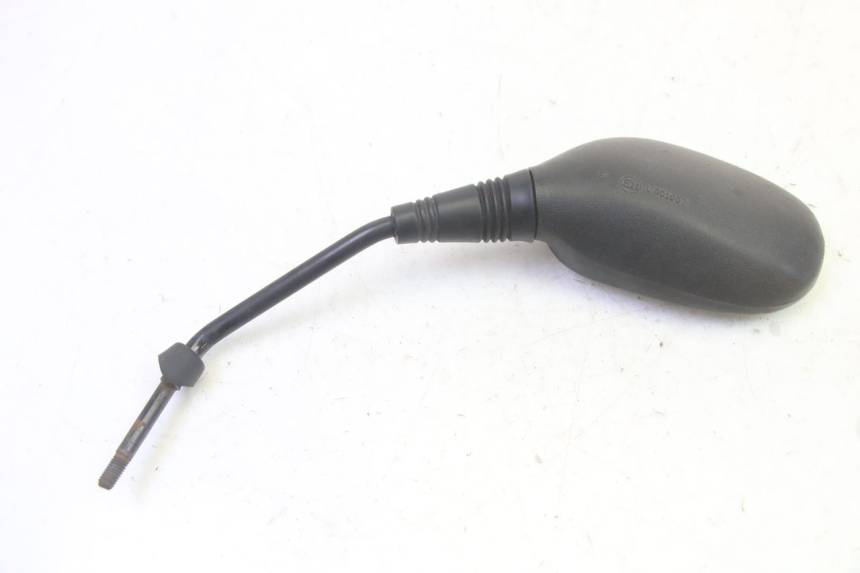 photo de LUSTERKO LEWE PIAGGIO MP3 RL 250 (2006 - 2010) - Zbliżenie techniczne