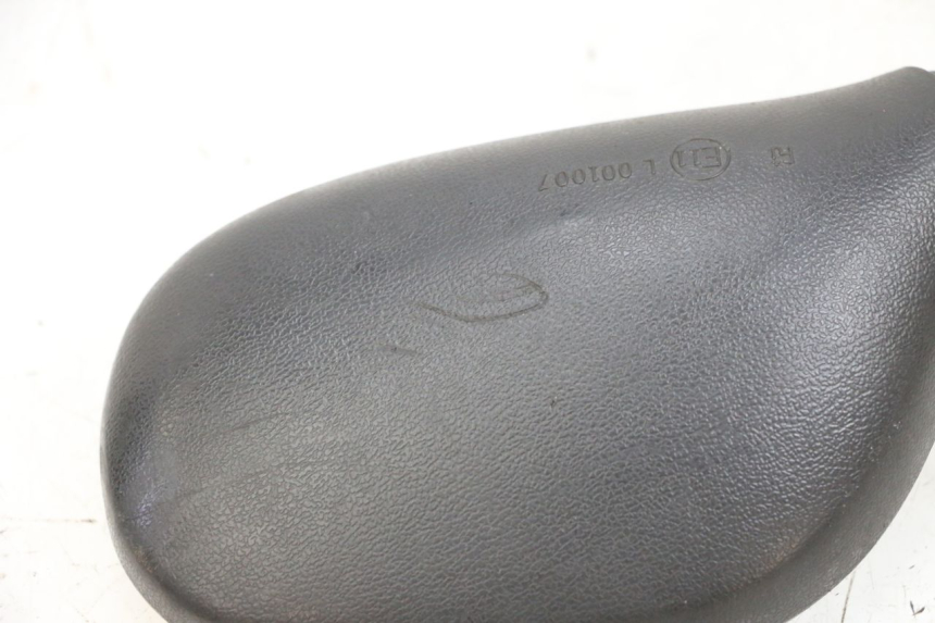 photo de LUSTERKO LEWE PIAGGIO MP3 125 (2006 - 2014) - Zoom stanu zużycia