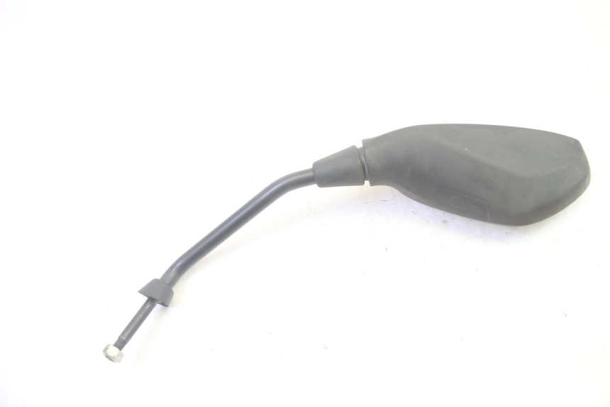 photo de LUSTERKO LEWE PIAGGIO MP3 500 (2016 - 2018) - Widok ogólny