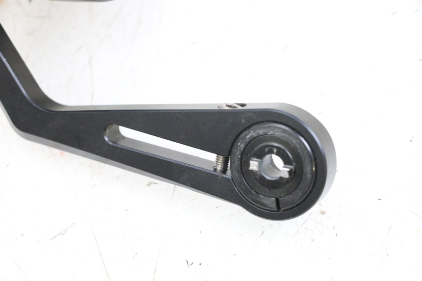 photo de LUSTERKO LEWE YAMAHA MT-07 MT07 ABS 700 (2018 - 2020) - Szczegół części