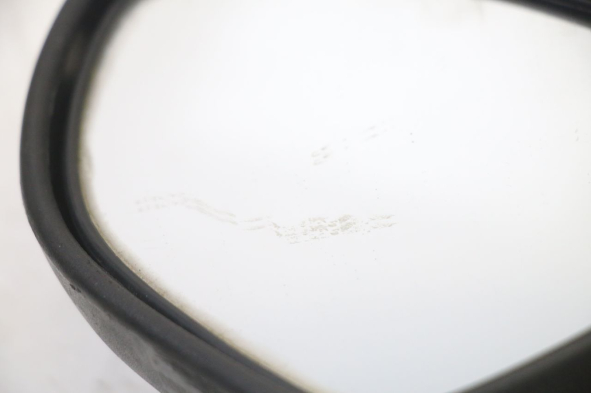 photo de LUSTERKO LEWE PEUGEOT ELYSTAR 50 (2002 - 2014) - Zoom stanu zużycia