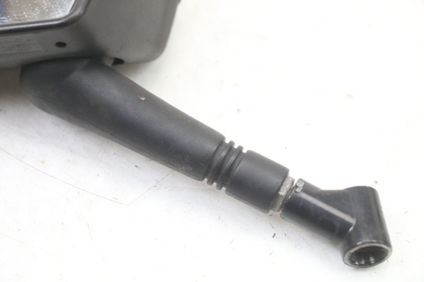 photo de LUSTERKO LEWE PEUGEOT SATELIS COMPRESSOR K15 125 (2006 - 2009) - Zoom stanu zużycia