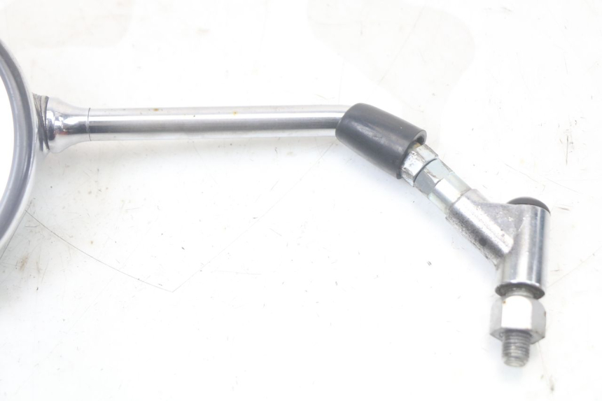 photo de LUSTERKO LEWE PIAGGIO BEVERLY 125 (1998 - 2005) - Zoom stanu zużycia