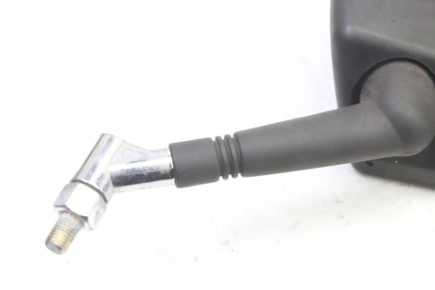 photo de LUSTERKO LEWE PEUGEOT SATELIS 250 (2006 - 2012) - Stan powierzchni