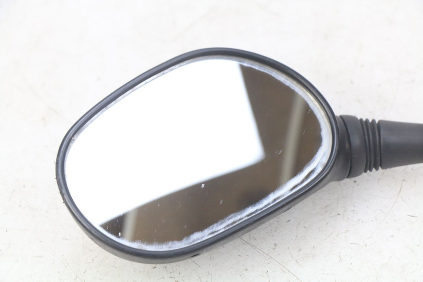 photo de LUSTERKO LEWE SUZUKI SIXTEEN 125 (2008 - 2010) - Część sprawdzona