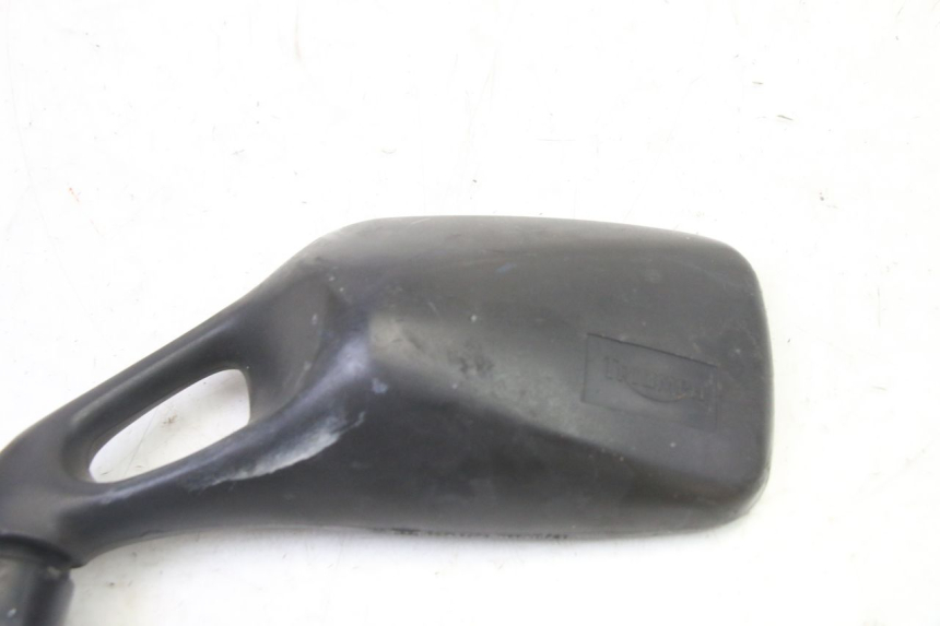 photo de LUSTERKO LEWE TRIUMPH SPRINT 900 (1995 - 1998) - Stan powierzchni