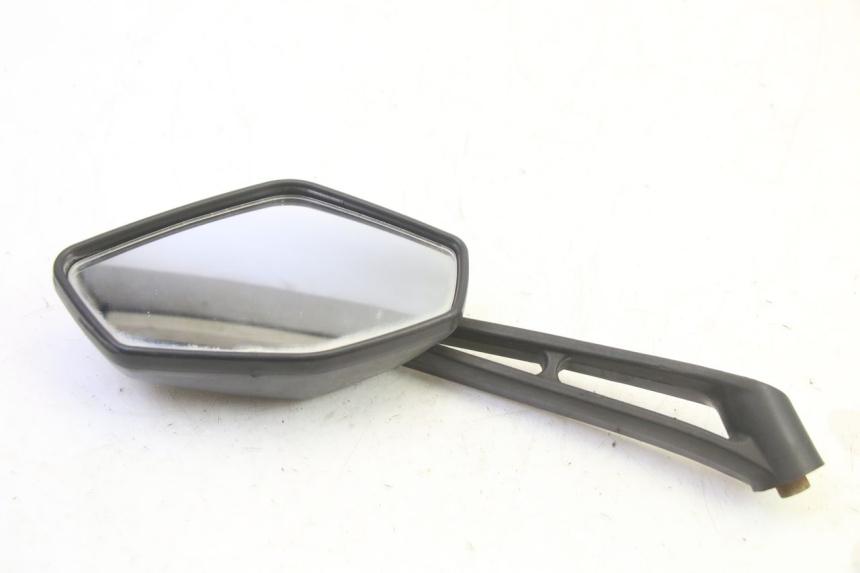 photo de LUSTERKO LEWE APRILIA SR R 2T LC 50 (2018 - 2021) - Widok główny