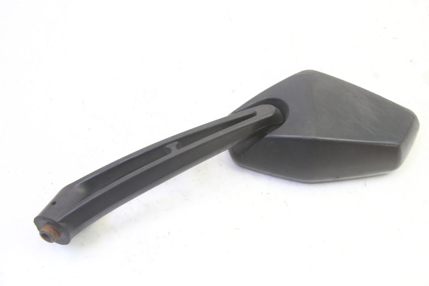 photo de LUSTERKO LEWE APRILIA SR R 2T LC 50 (2018 - 2021) - Widok ogólny