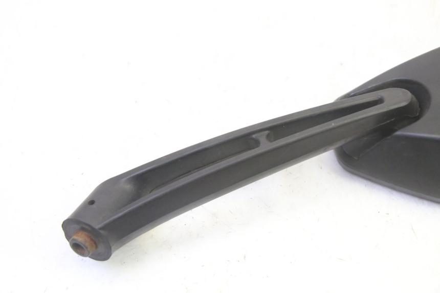 photo de LUSTERKO LEWE APRILIA SR R 2T LC 50 (2018 - 2021) - Punkty mocowania