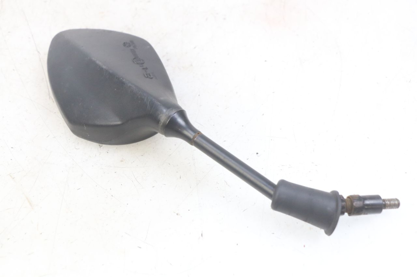 photo de LUSTERKO LEWE PEUGEOT TWEET 4T 50 (2018 - 2022) - Zoom stanu zużycia