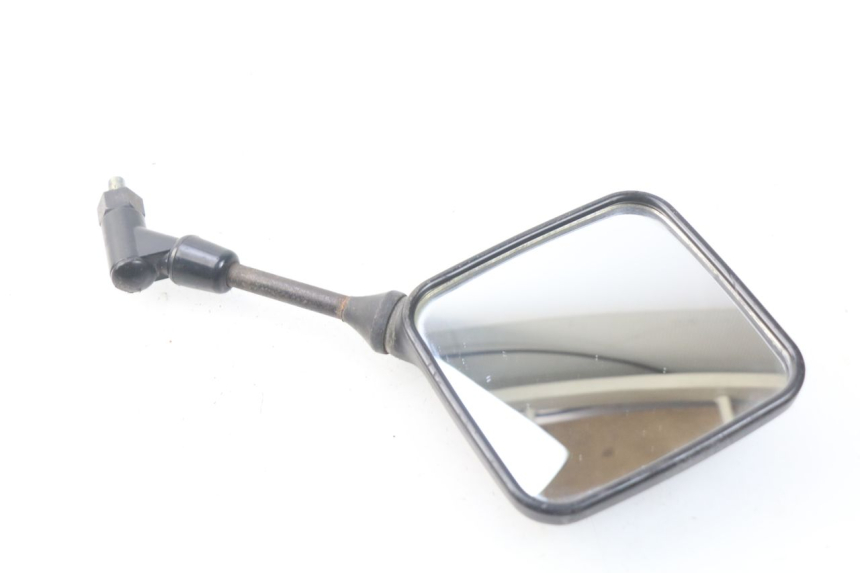 photo de LUSTERKO LEWE SUZUKI UC EPICURO 125 (1999 - 2003) - Zoom stanu zużycia