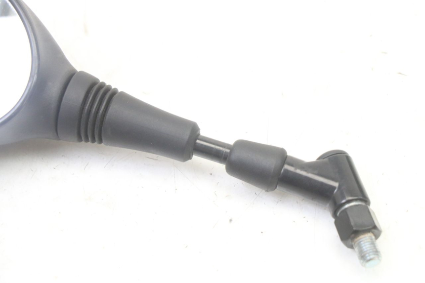 photo de LUSTERKO LEWE SUZUKI UH BURGMAN 125 (2002 - 2006) - Zoom stanu zużycia