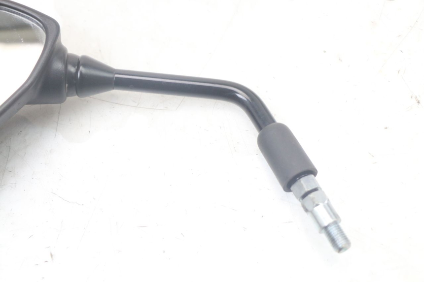 photo de LUSTERKO LEWE KAWASAKI VERSYS ABS 650 (2015 - 2018) - Zoom stanu zużycia