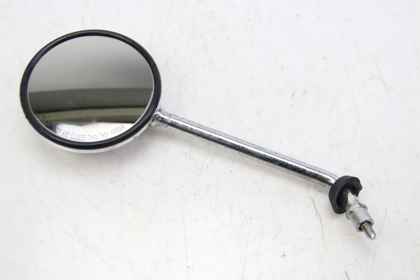 photo de LUSTERKO LEWE PIAGGIO VESPA GTS SUPER IE 125 (2009 - 2016) - Widok główny