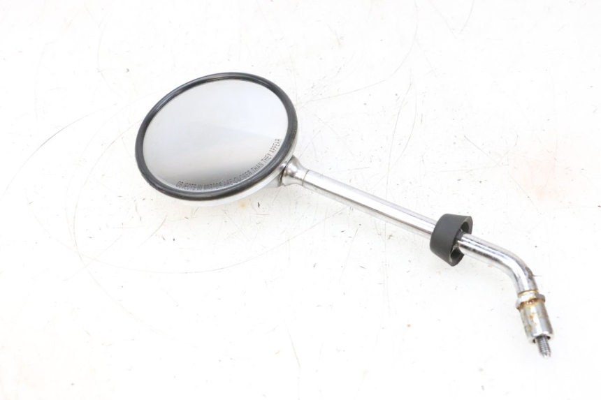 photo de LUSTERKO LEWE PIAGGIO VESPA GTS SUPER IE 125 (2009 - 2016) - Widok główny