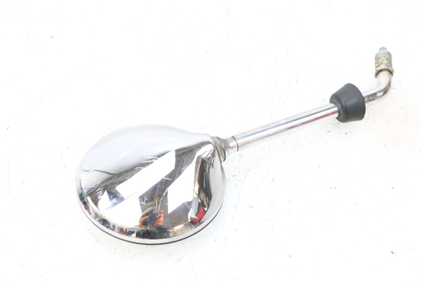 photo de LUSTERKO LEWE PIAGGIO VESPA GTS SUPER IE 125 (2009 - 2016) - Punkty mocowania