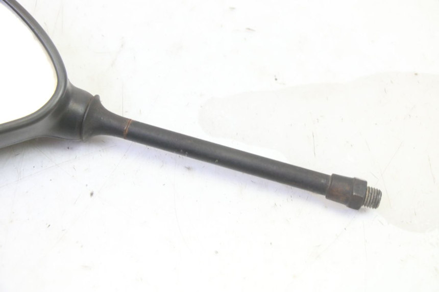 photo de LUSTERKO LEWE PEUGEOT VIVACITY NEW 4T 50 (2008 - 2017) - Zoom stanu zużycia