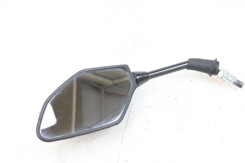 photo de LUSTERKO LEWE YAMAHA XMAX X-MAX ABS 125 (2017 - 2020) - Widok główny