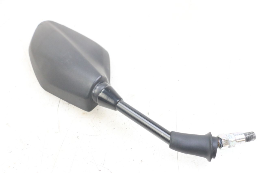 photo de LUSTERKO LEWE YAMAHA XMAX X-MAX ABS 125 (2017 - 2020) - Zoom stanu zużycia