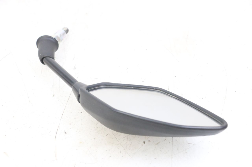 photo de LUSTERKO LEWE YAMAHA XMAX X-MAX ABS 125 (2017 - 2020) - Widok ogólny