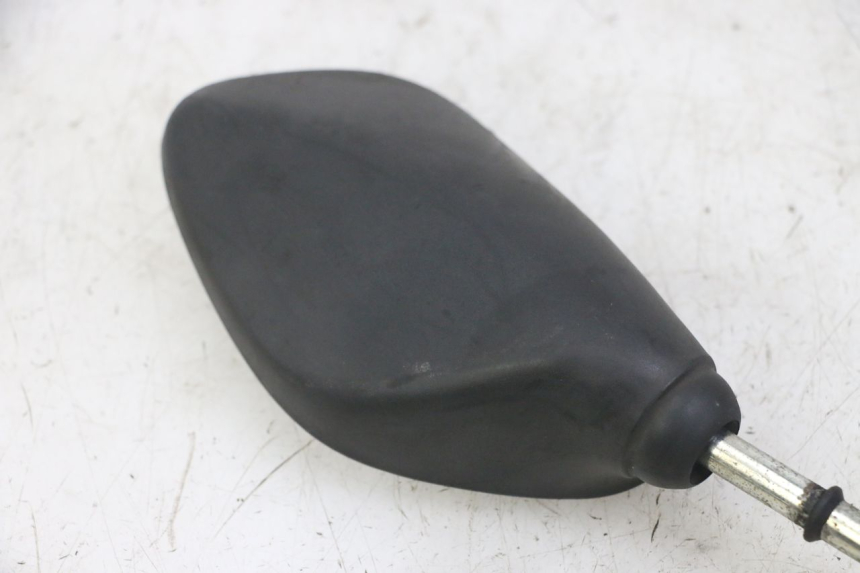 photo de LUSTERKO LEWE YAMAHA X-MAX XMAX 125 (2010 - 2013) - Zoom stanu zużycia