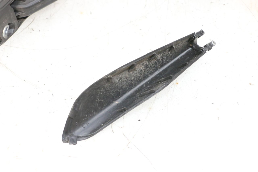 photo de LUSTERKO LEWE PIAGGIO X8 125 (2004 - 2007) - Alternatywny kąt