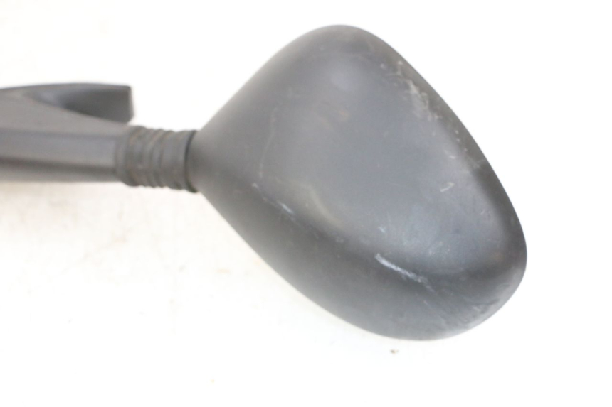 photo de LUSTERKO LEWE PIAGGIO X8 125 (2004 - 2007) - Punkty mocowania