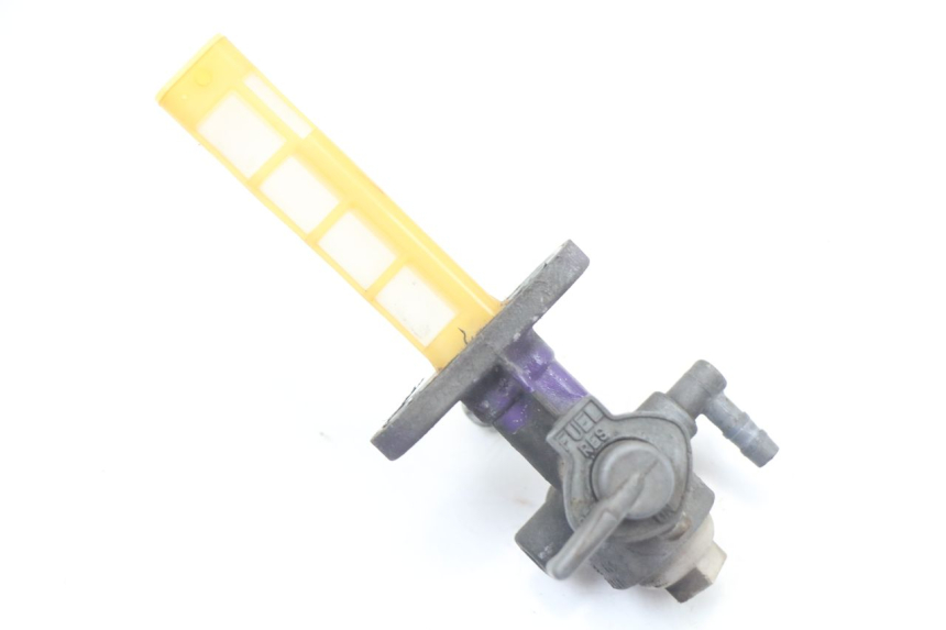 photo de KRANIK ZBIORNIKA SUZUKI GN 125 (1997 - 2000) - Widok główny