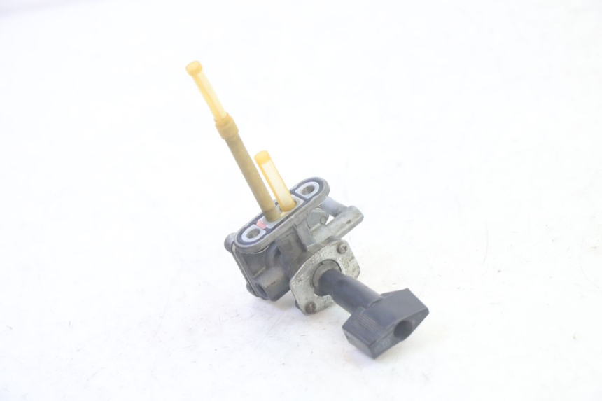 photo de KRANIK ZBIORNIKA SUZUKI GSF N BANDIT 600 (1996 - 1999) - Widok główny