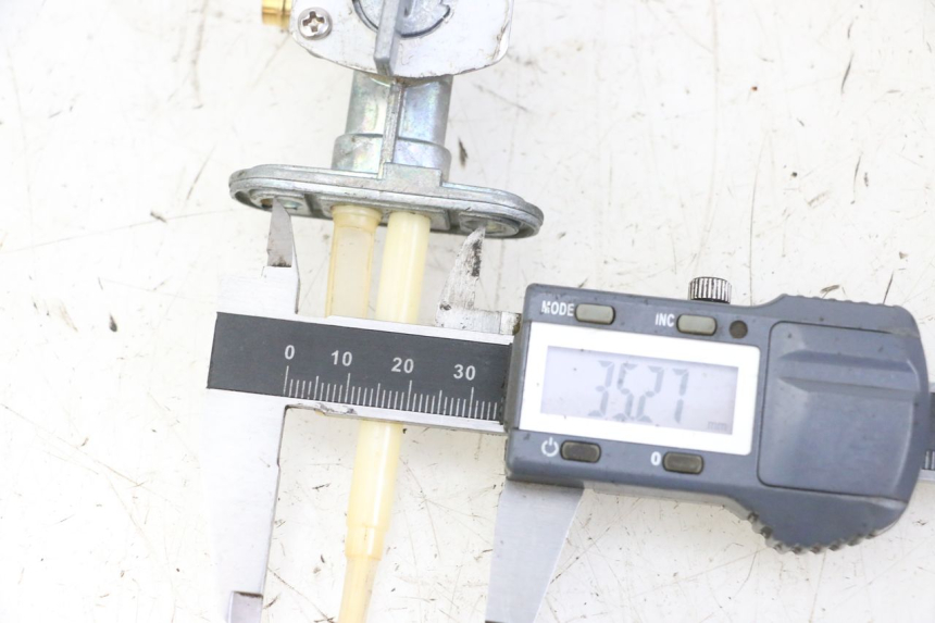 photo de KRANIK ZBIORNIKA KIDEN KD125-G 125 (2018 - 2022) - Zoom stanu zużycia