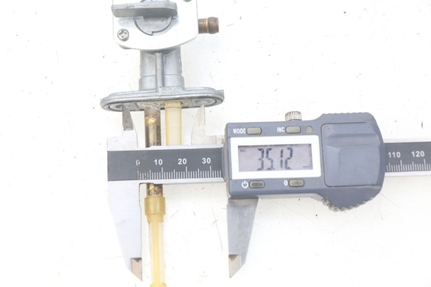 photo de KRANIK ZBIORNIKA KAWASAKI KLX 110 (2010 - 2022) - Szczegół części