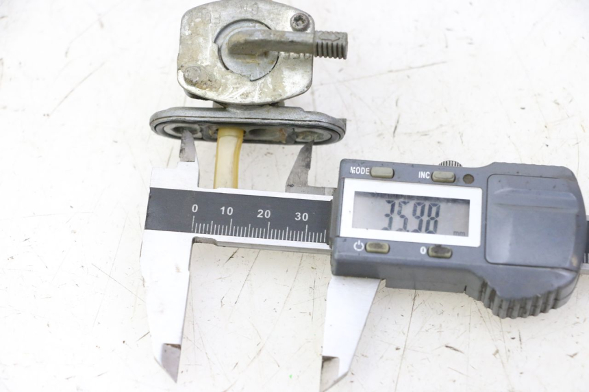 photo de KRANIK ZBIORNIKA KAWASAKI KX 65 (2000 - 2019) - Szczegół części