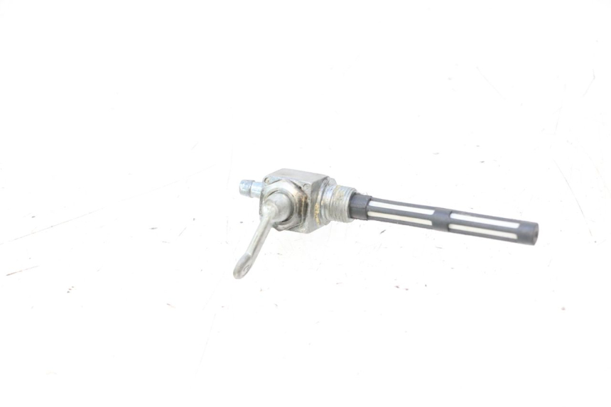 photo de KRANIK ZBIORNIKA PEUGEOT LUDIX BLASTER 50 (2006 - 2014) - Zbliżenie techniczne