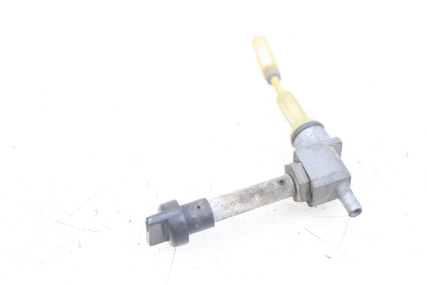 photo de KRANIK ZBIORNIKA PALIWA PEUGEOT LUDIX 50 (2005 - 2007) - Inny kąt widzenia