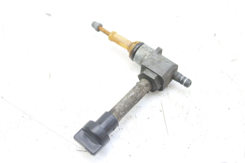 photo de KRANIK ZBIORNIKA PEUGEOT LUDIX 50 (2008 - 2017) - Zoom stanu zużycia