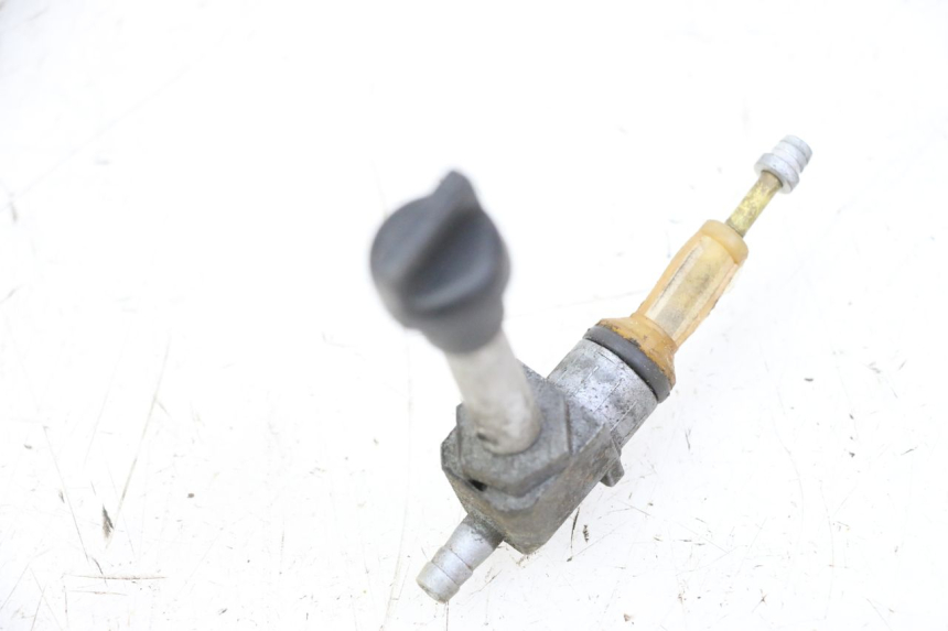 photo de KRANIK ZBIORNIKA PEUGEOT LUDIX 50 (2008 - 2017) - Szczegół części