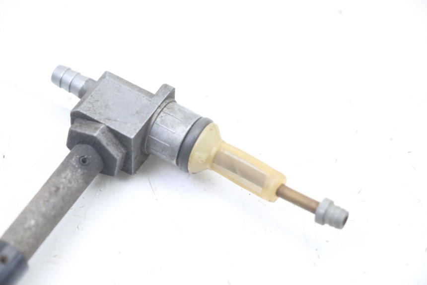 photo de KRANIK ZBIORNIKA PEUGEOT LUDIX ONE 50 (2005 - 2008) - Zoom stanu zużycia