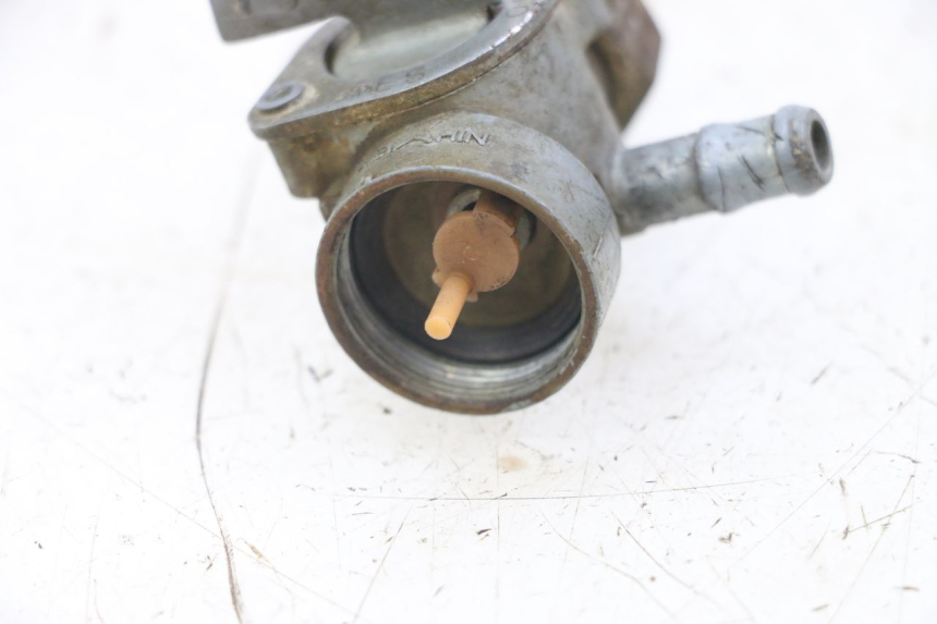 photo de KRANIK ZBIORNIKA HONDA TRX 300 (1988 - 2000) - Zoom stanu zużycia