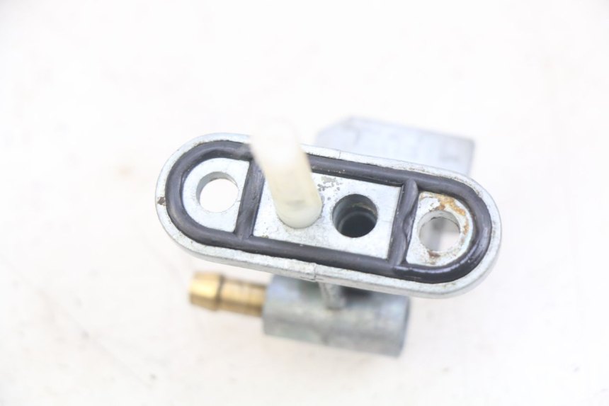 photo de KRANIK ZBIORNIKA YAMAHA TTR 125 (2000 - 2020) - Zoom stanu zużycia