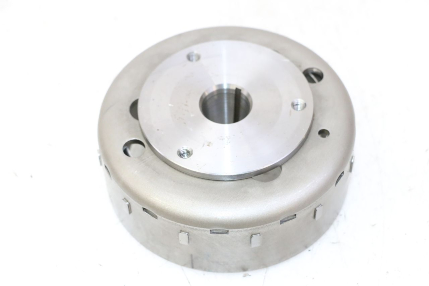 photo de ROTOR SUZUKI BURGMAN 125 (2007 - 2014) - Zbliżenie techniczne