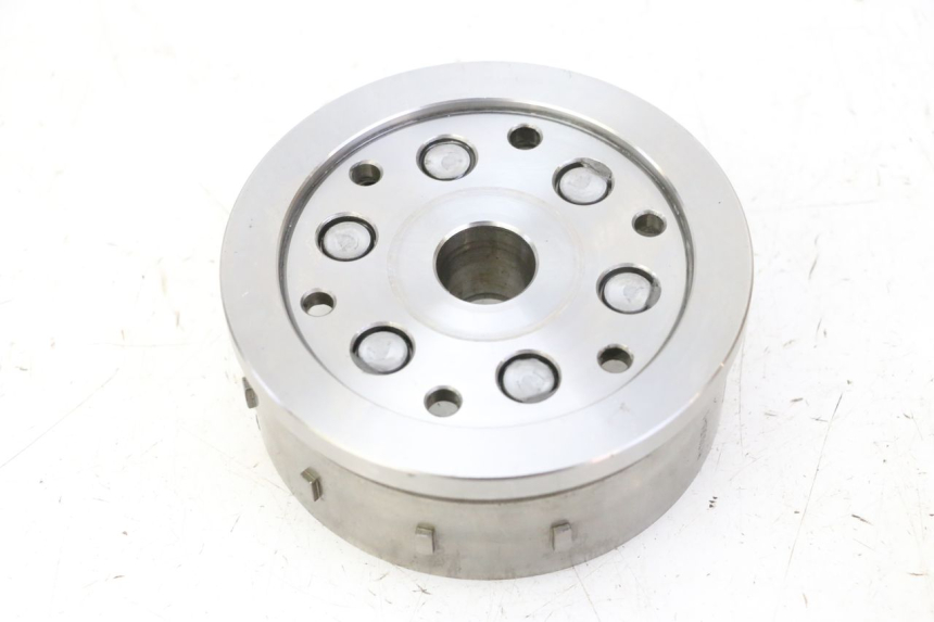 photo de ROTOR HONDA CBF 125 (2009 - 2015) - Zbliżenie techniczne