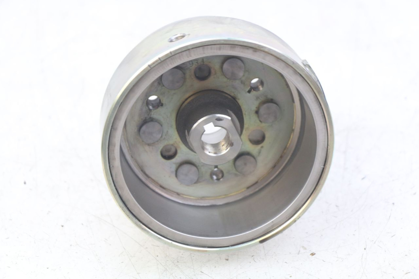 photo de ROTOR YAMAHA SR 125 (1982 - 2003) - Szczegół części