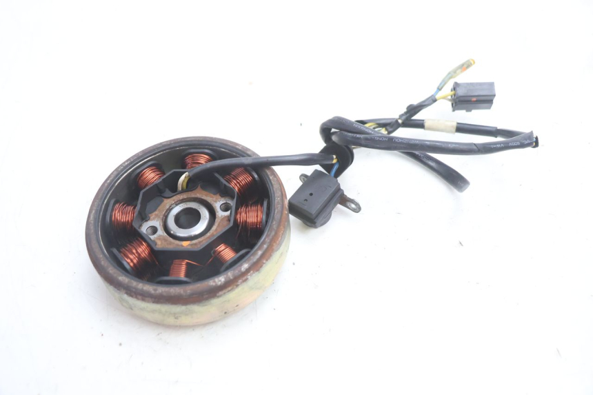 photo de ROTOR STATOR KYMCO AGILITY 4T 50 (2005 - 2018) - Inny kąt widzenia