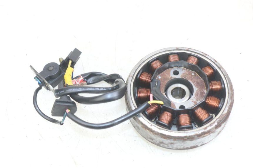 photo de ROTOR STATOR KYMCO AGILITY NAKED RENOUVO 2T 50 (2011 - 2018) - Szczegół części