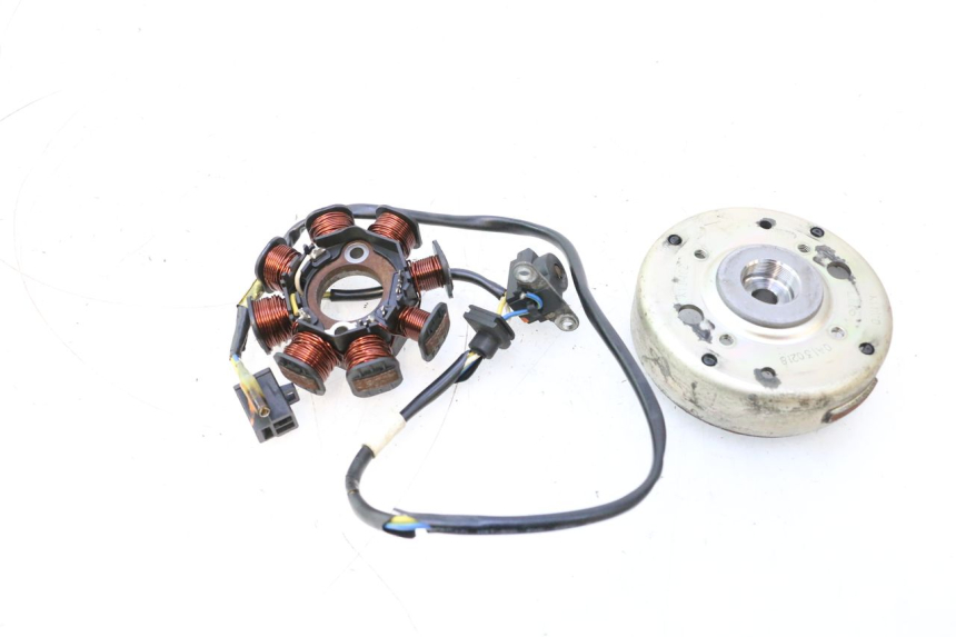 photo de ROTOR STATOR KYMCO AGILITY PREMIUM 50 (2007 - 2010) - Widok główny