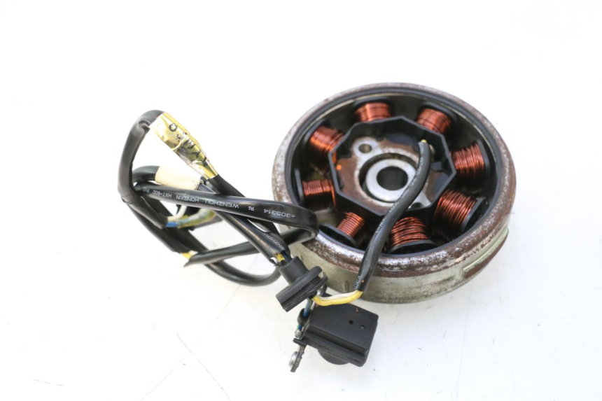 photo de ROTOR STATOR KYMCO AGILITY PREMIUM 50 (2007 - 2010) - Inny kąt widzenia