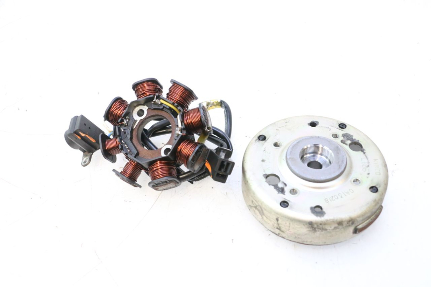 photo de ROTOR STATOR KYMCO AGILITY PREMIUM 50 (2007 - 2010) - Zbliżenie techniczne