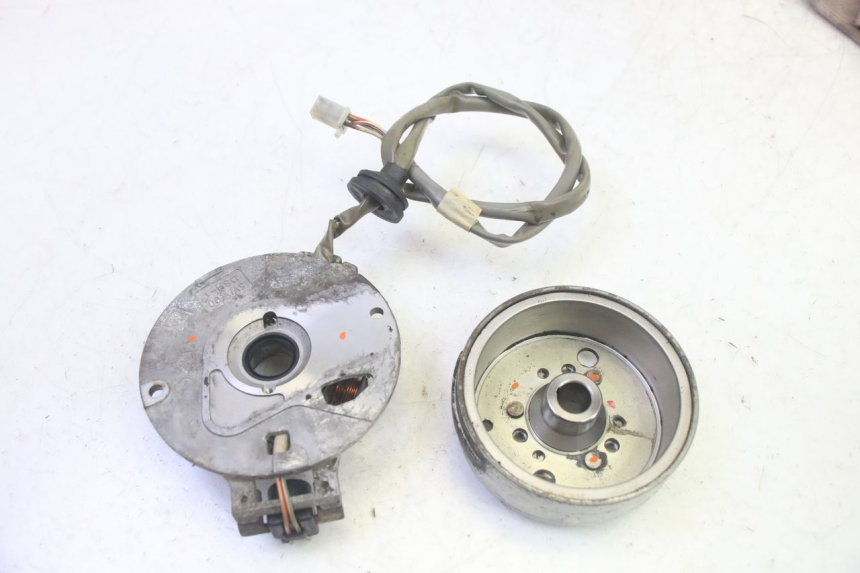 photo de ROTOR STATOR MBK BOOSTER SPIRIT 50 (2004 - 2017) - Szczegół części