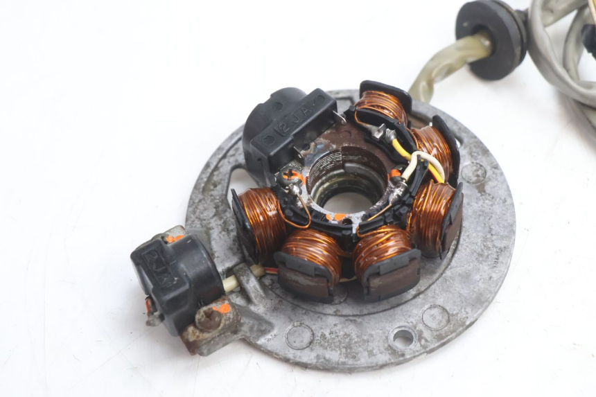 photo de ROTOR STATOR MBK BOOSTER SPIRIT 50 (1996 - 1999) - Zbliżenie techniczne