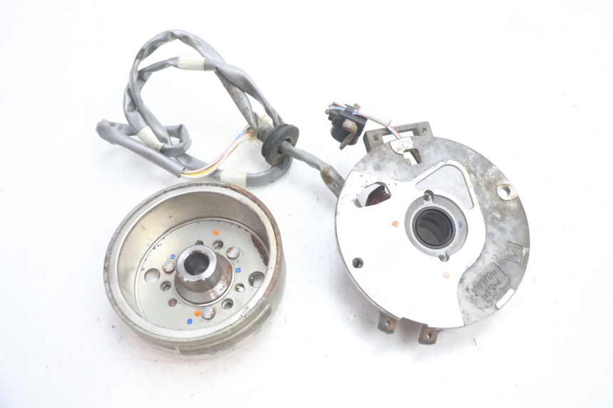photo de ROTOR STATOR MBK BOOSTER SPIRIT 50 (2004 - 2017) - Szczegół części